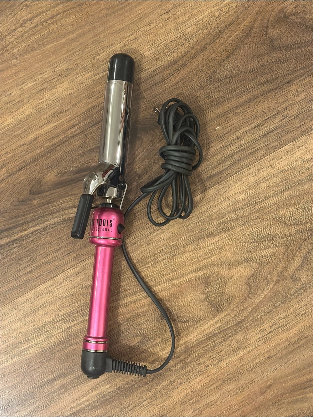 Hot Tools Professional Pink Curling Iron - 1&1/4” Barrel